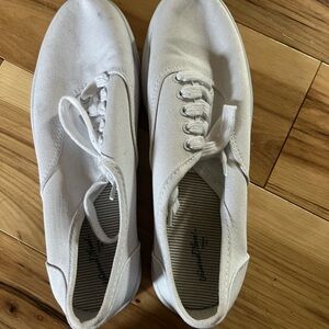 women’s plain white canvas sneakers size 7